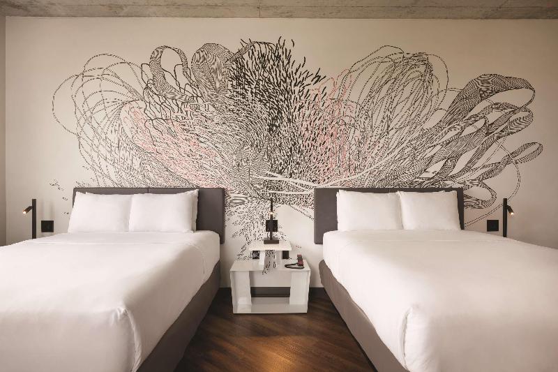 Kompose Boutique Hotel Miami Airport - photo 23
