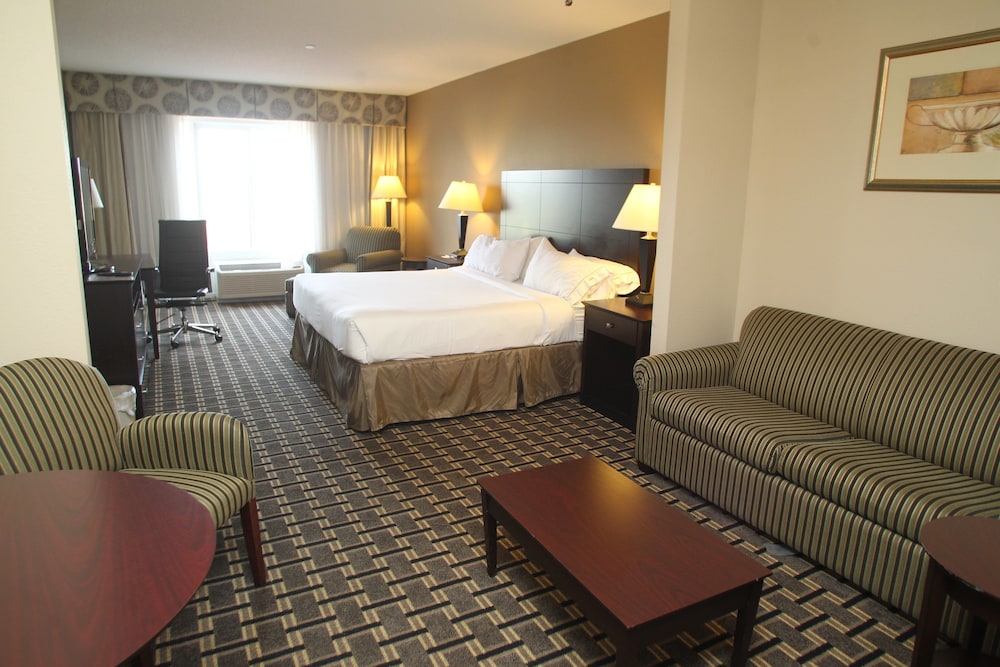 Holiday Inn Express Pembroke by IHG - photo 8
