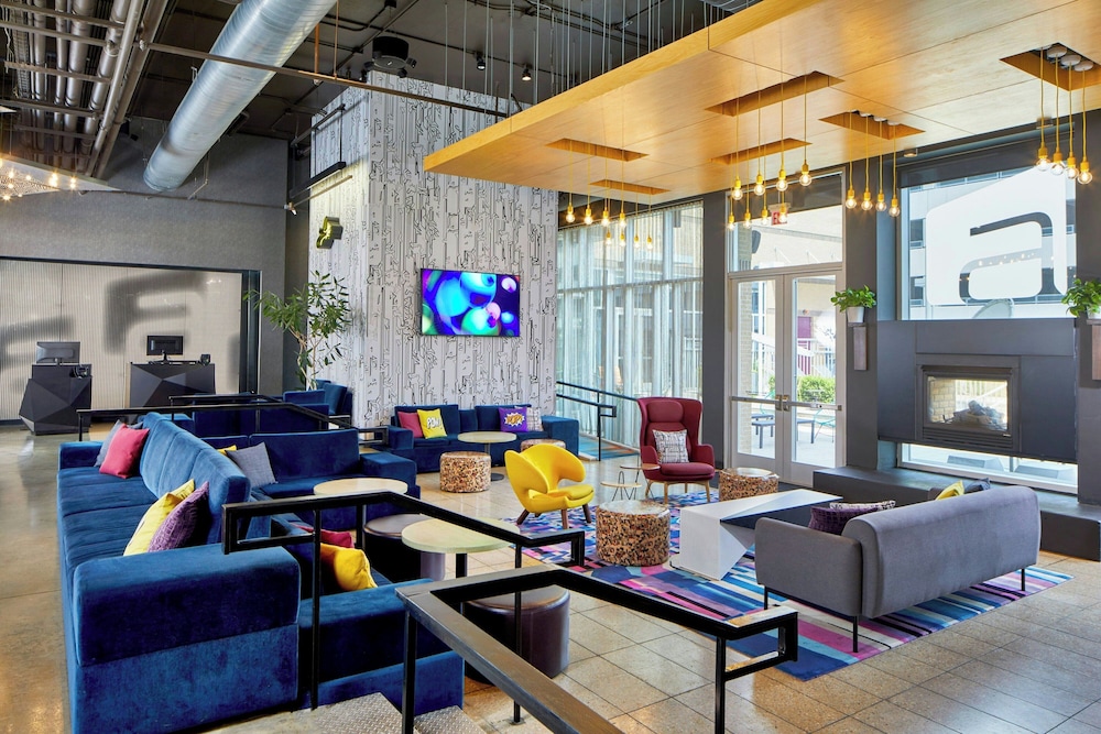 Aloft Austin at The Domain - photo 2