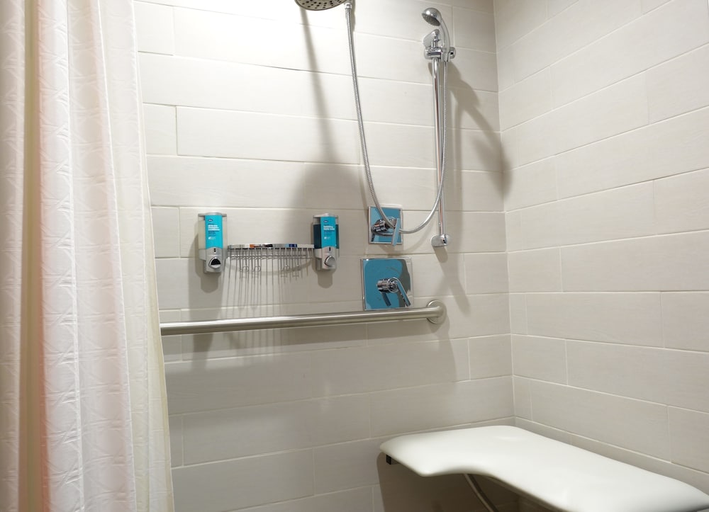 Aloft Raleigh Durham Airport Brier Creek - photo 35