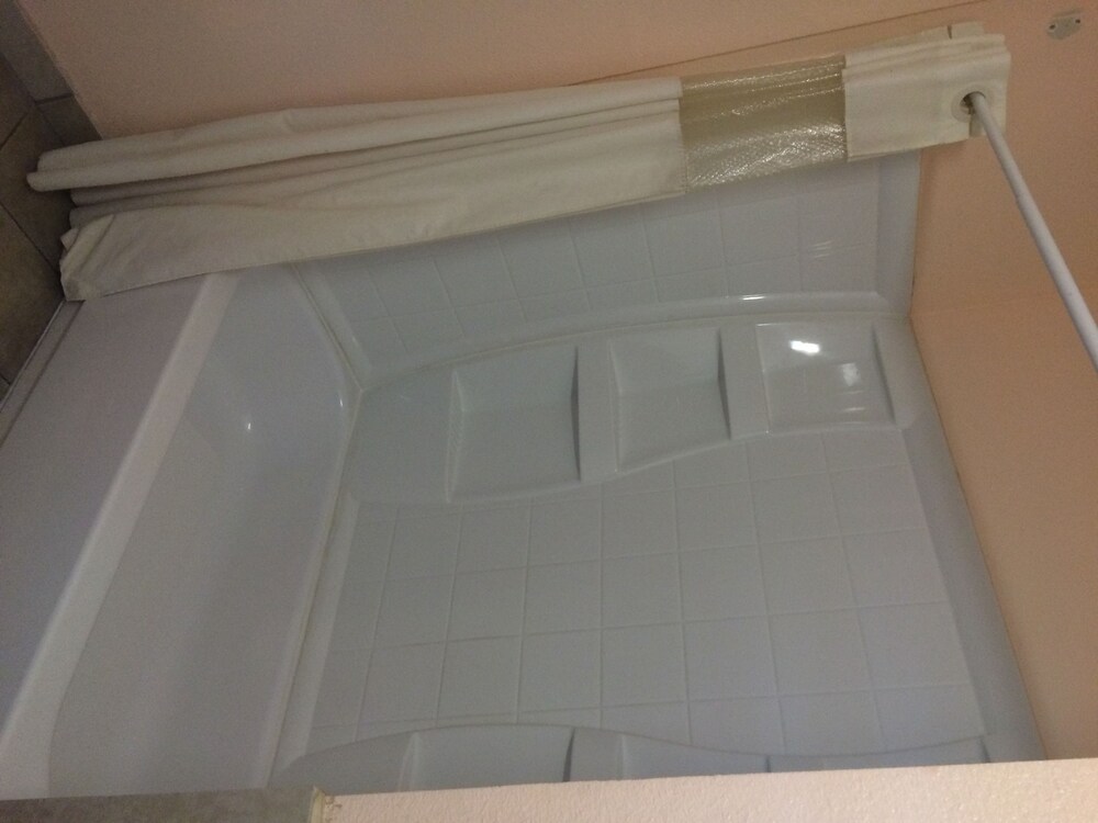 Long Beach Motel - photo 25