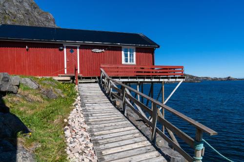 Å Hamna Rorbuer — 4-Star Luxury Hotel in A I Afjord, Norway