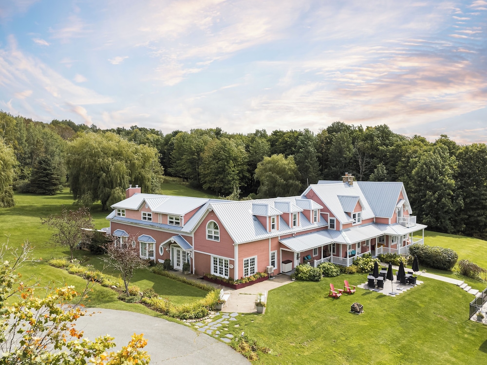 Auberge Le Tricorne — Bromont