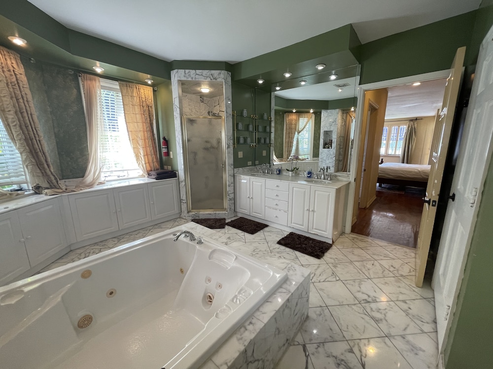 Young Mansion - photo 44