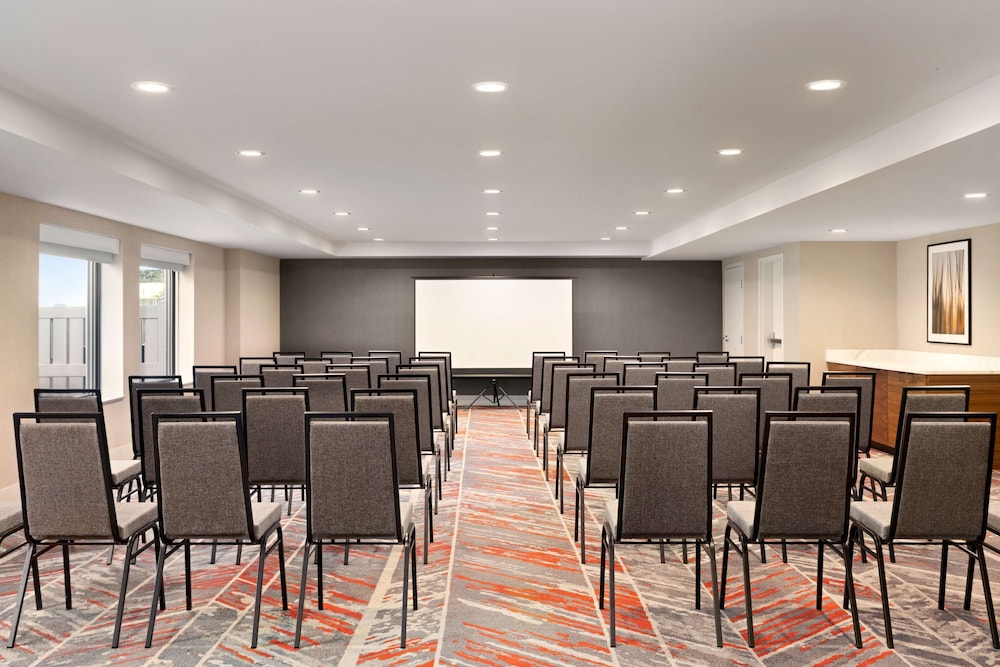 Doubletree by Hilton Columbus Dublin - photo 33