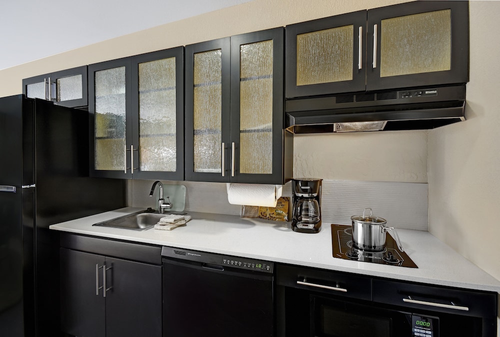 Candlewood Suites Sumter by IHG - photo 12