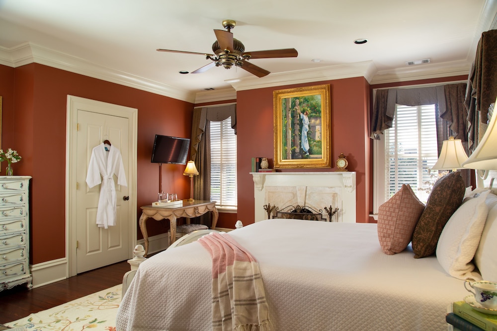 The Inn on West Liberty - photo 14