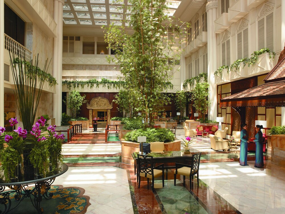 Shangri La Hotel Bangkok Serviced Apartments