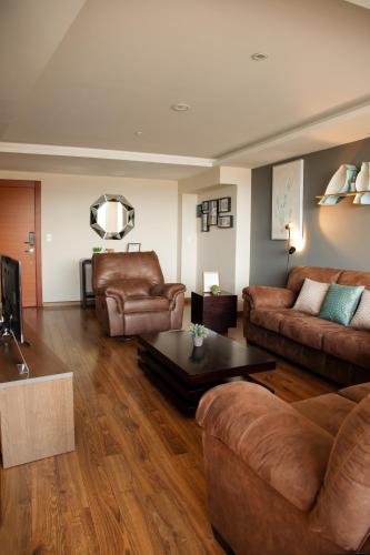 Wanderlot Departamento Leganza Penthouse Lujoso — 4-Star Luxury Hotel in Riobamba, Ecuador