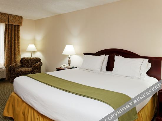 Express & Suites Huntsville University Drive - photo 7