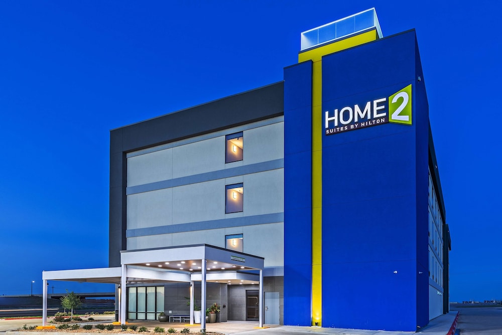 Home2 Suites by Hilton Weatherford - photo 51