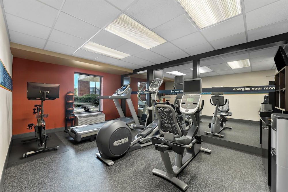 Hampton Inn & Suites Newtown - photo 129