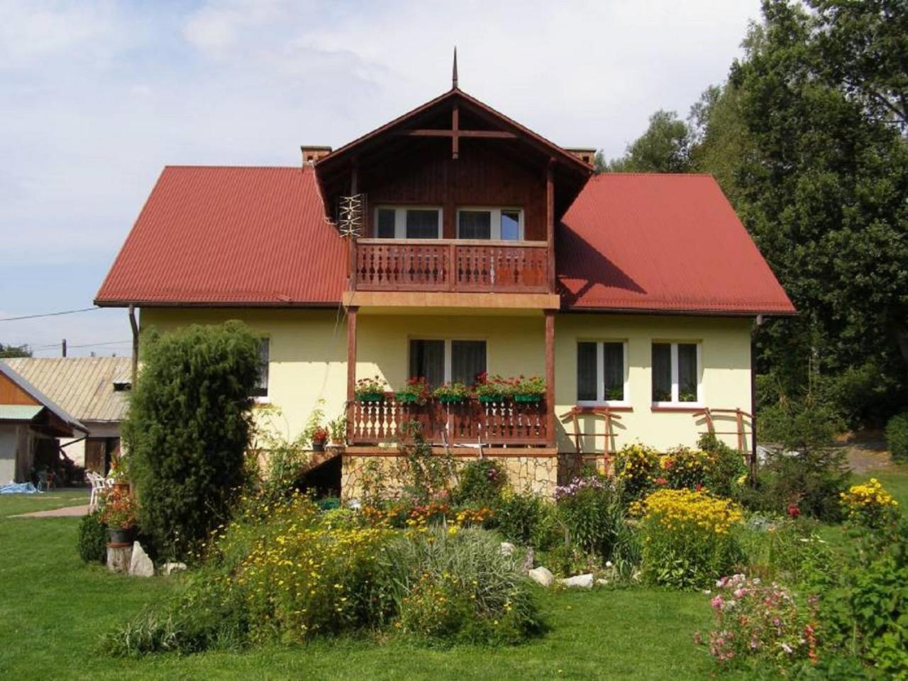 Gospodarstwo Agroturystyczne Dolina Zachwytu — hotel in Suloszowa