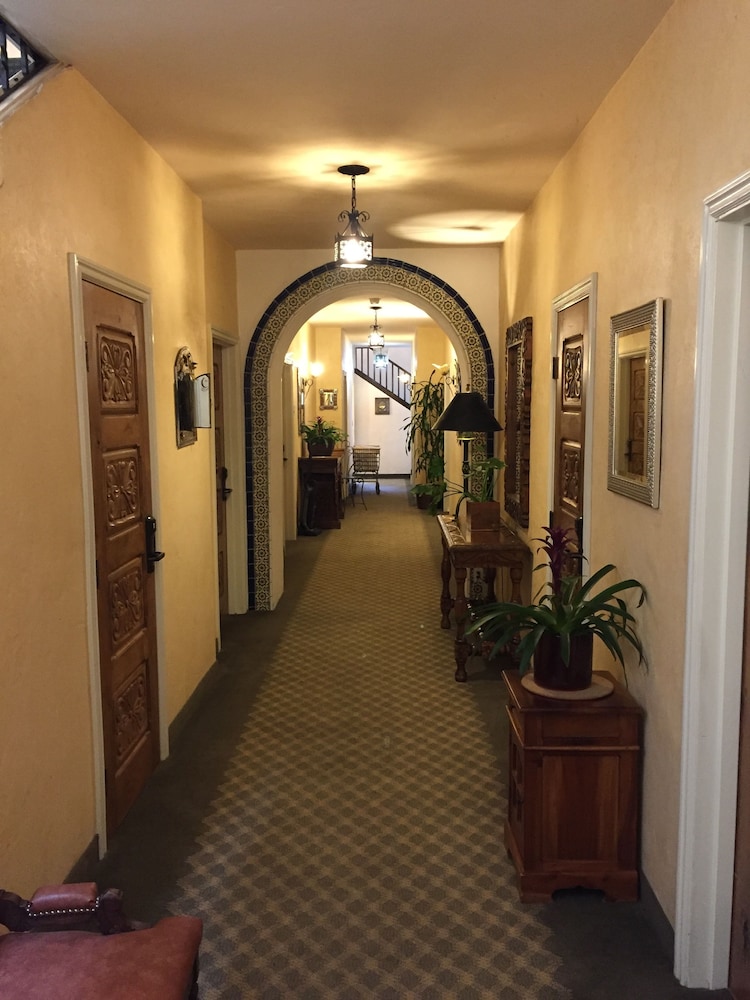 The Eagle Inn - photo 184