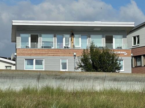Bootshaus Luv — 4-Star Luxury Hotel in Dahme, Germany