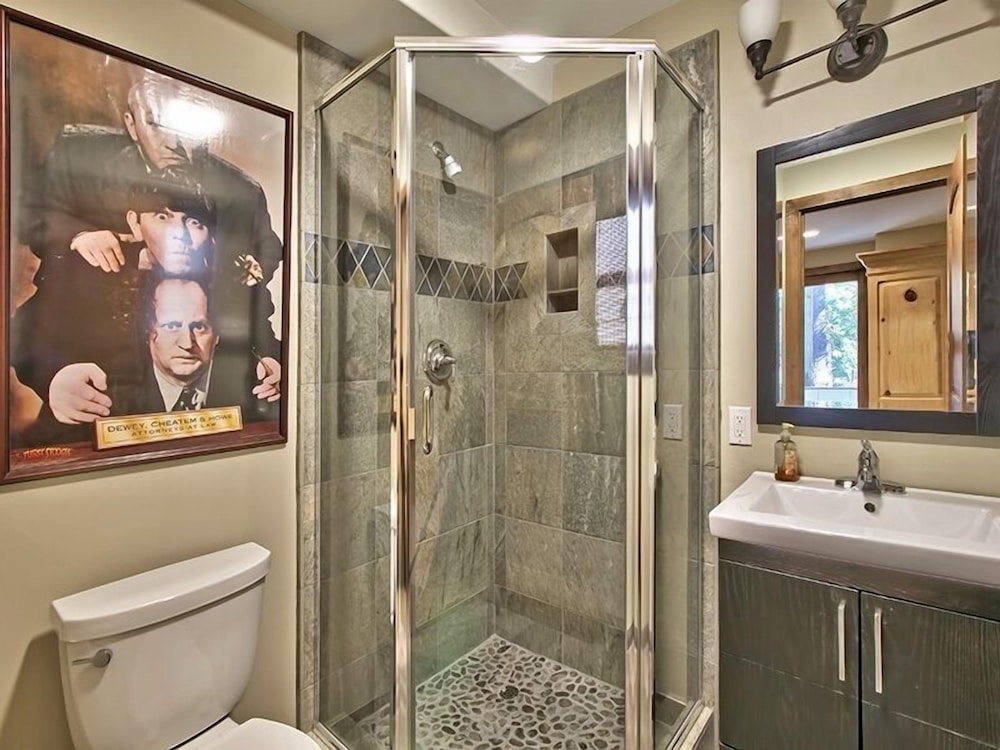 3877 Crest Drive - photo 17