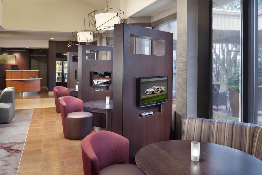 Courtyard by Marriott Raleigh Midtown - photo 2