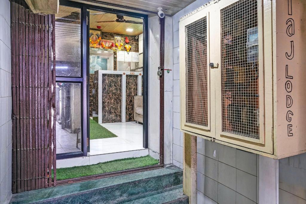 Hotel O Taj Lodging and Boarding