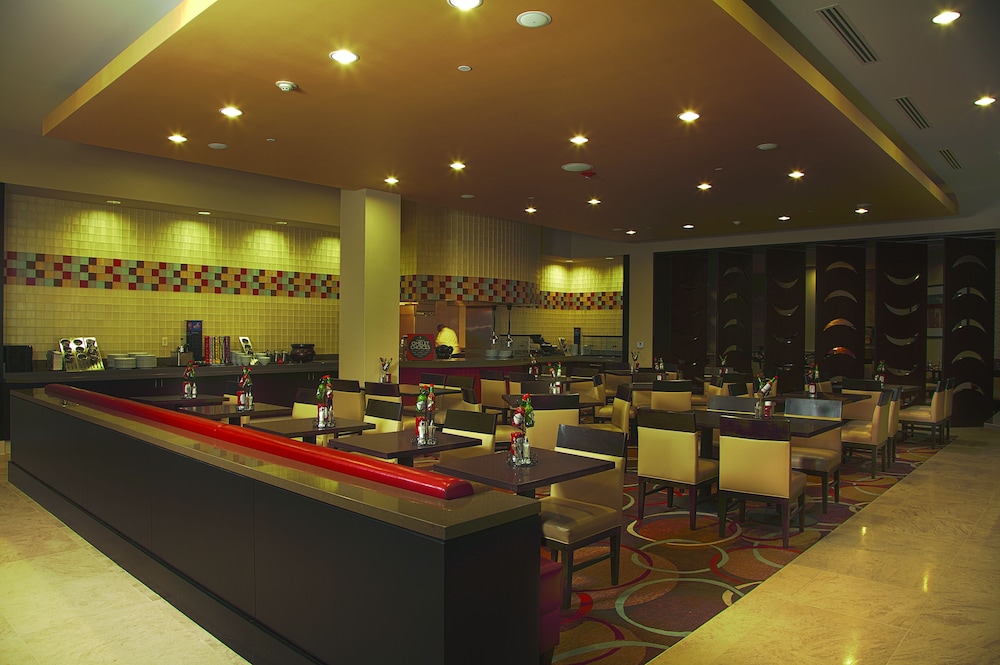 Embassy Suites Ontario Airport - photo 32