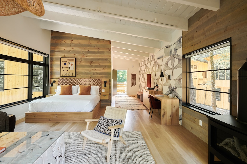 Woodstock Way Hotel - photo 15