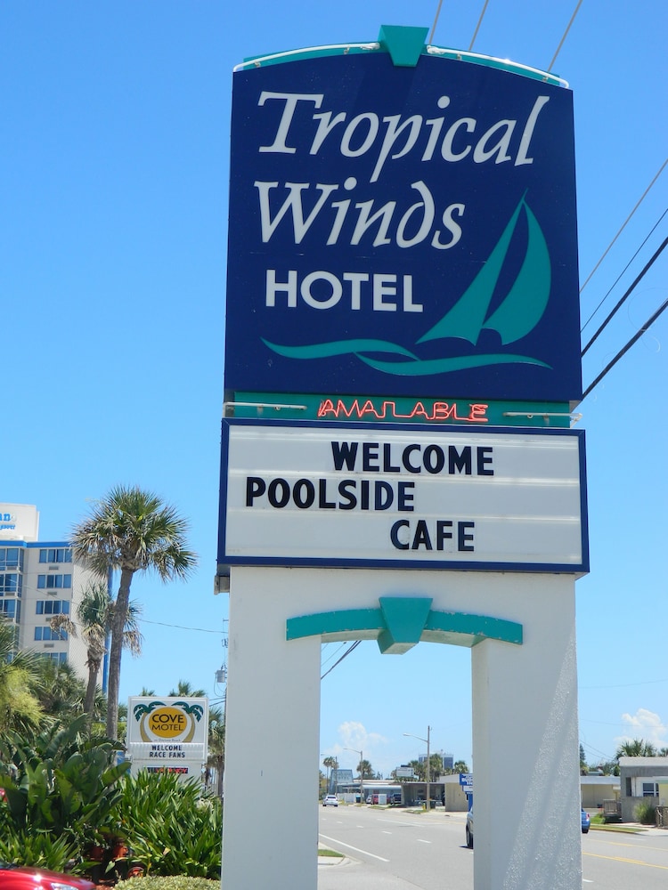 Tropical Winds Oceanfront Hotel - photo 86