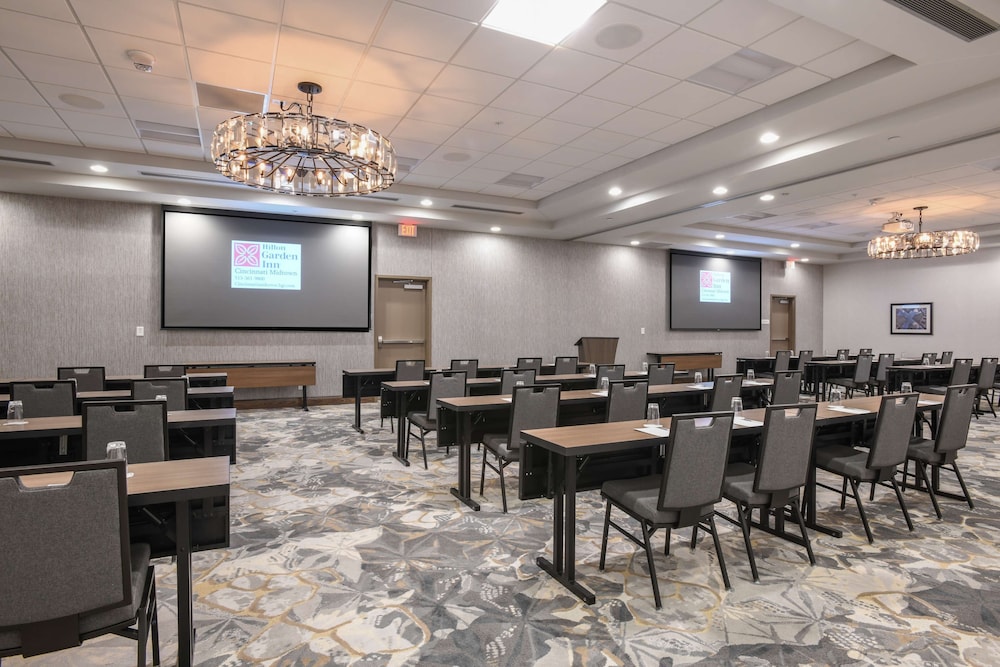 Hilton Garden Inn Cincinnati Midtown - photo 44