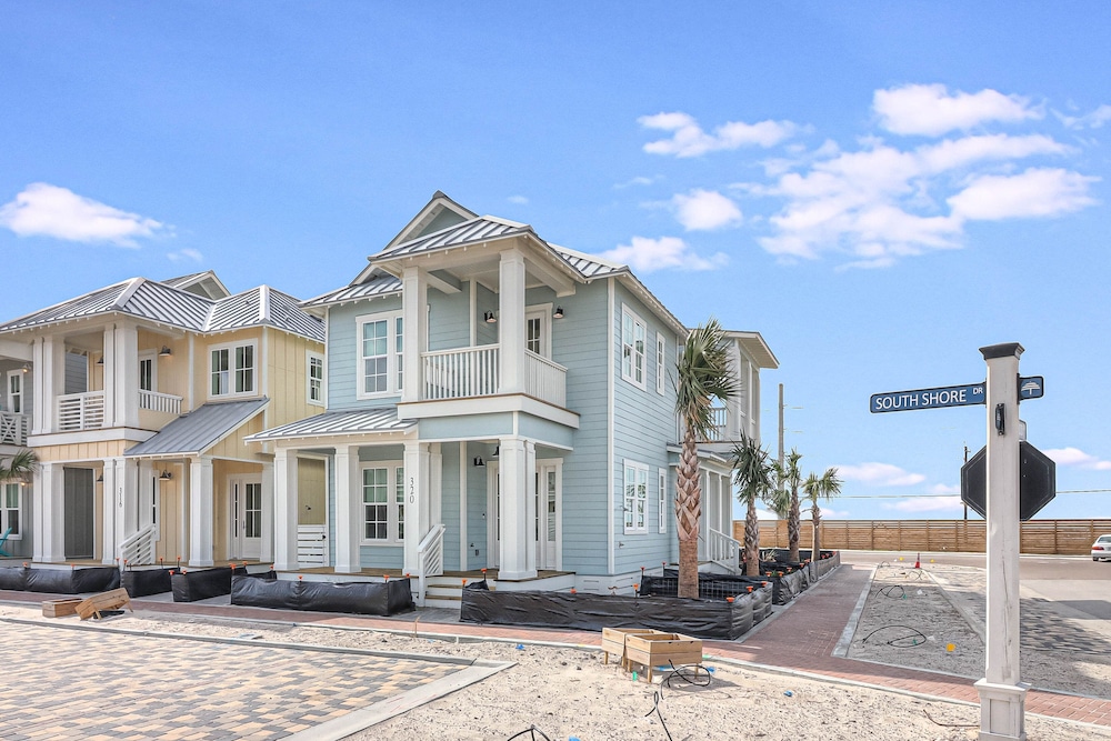 The Gathering Place 320 SOU — 4-Star Luxury Hotel in Port Aransas, United States