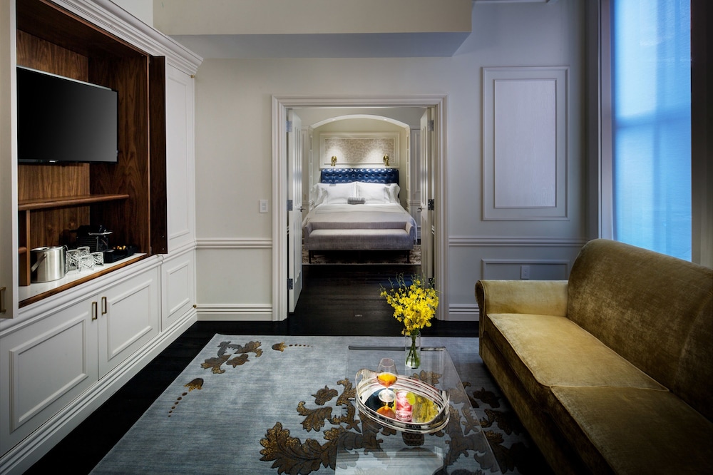 The Adelphi Hotel - photo 4