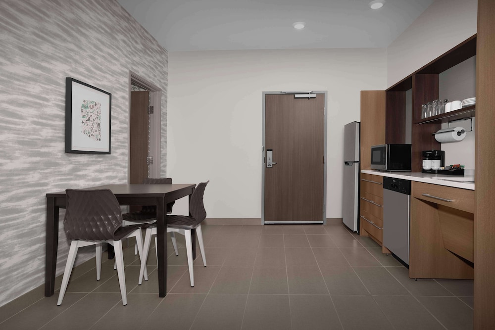 Home2 Suites by Hilton Phoenix North Happy Valley - photo 16