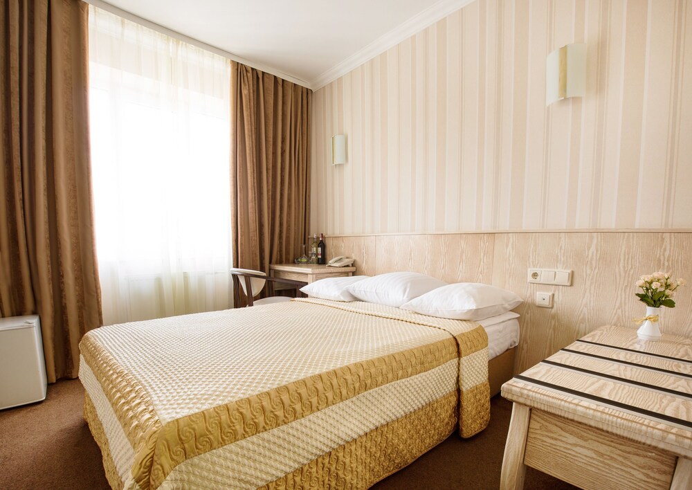 Bukovyna Hotel — Chernivtsi — photo 4