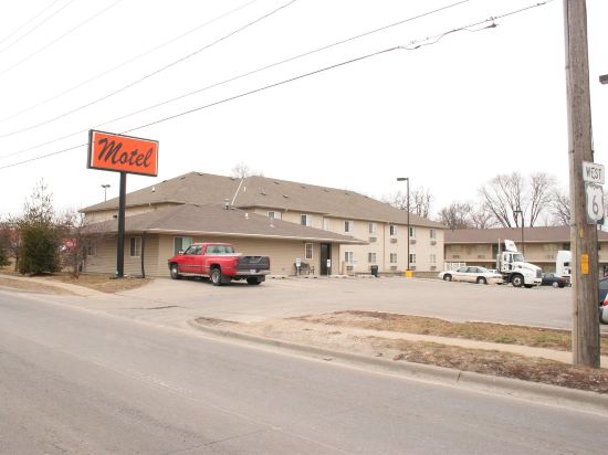 Village Inn Motel Des Moines in Des Moines, United States