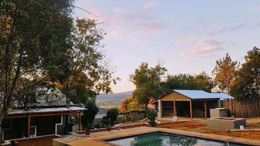 Rocky Hollow Farmstay — 4-Star Luxury Hotel in Pretoria, South Africa
