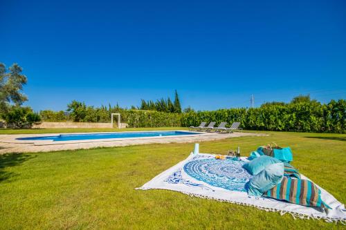 Ideal Property Mallorca Ses Poves — 4-Star Luxury Hotel in Alcudia, Spain