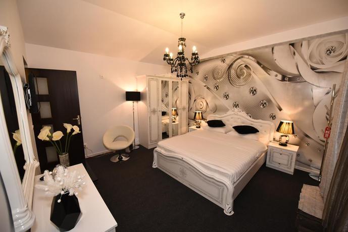 Rixo`s GuestHouse — Craiova — photo 3