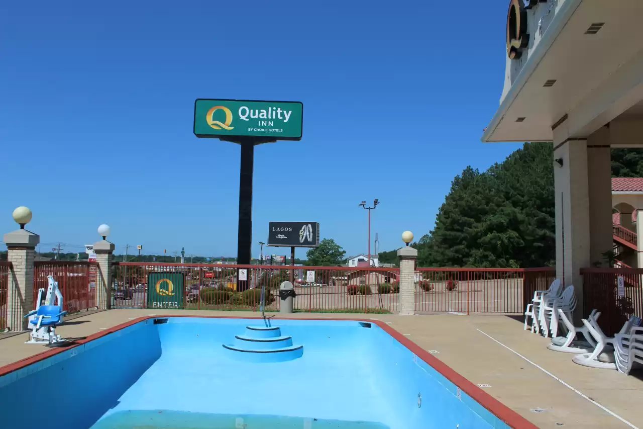 Quality Inn Conway Greenbrier - photo 19