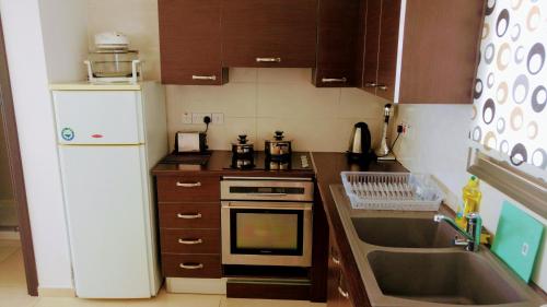 Sunset Sea View Apartment in Kissonerga