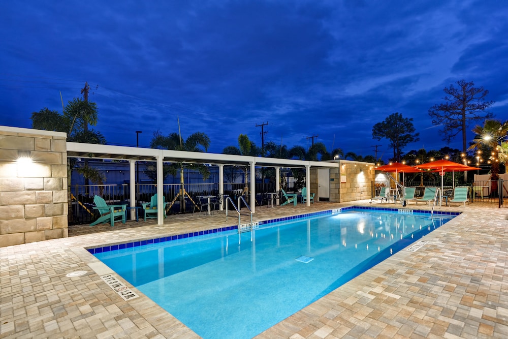 Home2 Suites by Hilton North Scottsdale near Mayo Clinic - photo 40