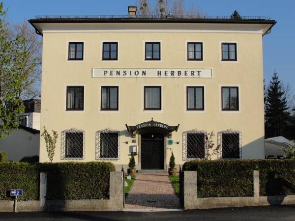 Hotel Pension Herbert in Salzburg, Austria