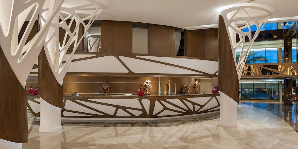 Noah S Ark Deluxe Hotel Spa — Famagusta