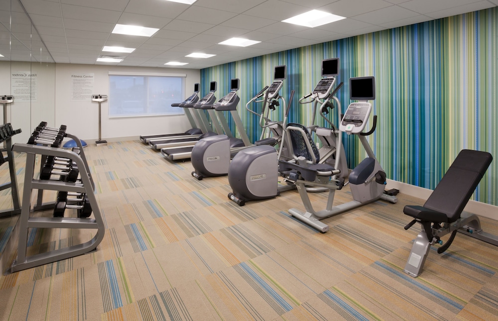 Holiday Inn Express & Suites Des Moines Downtown by IHG - photo 28