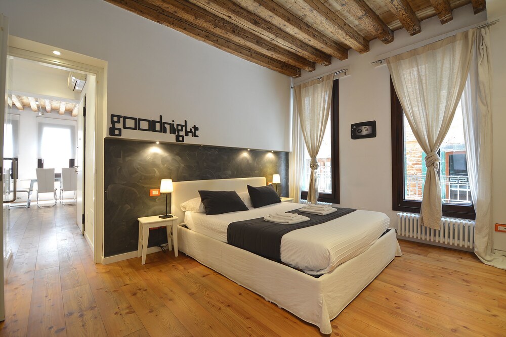 Appartamento Laura San Marco in Castello, Italy