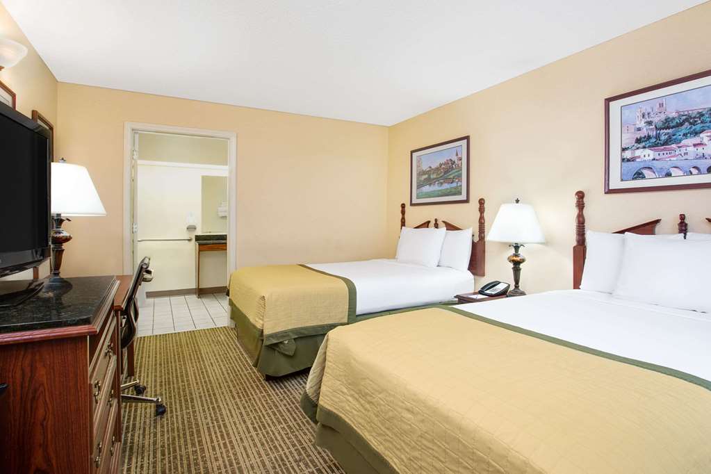 Baymont by Wyndham Thomasville - photo 20