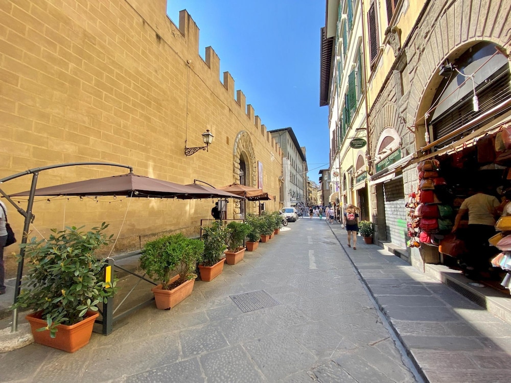 Ginori 3 - carbon neutral hotel in Florence