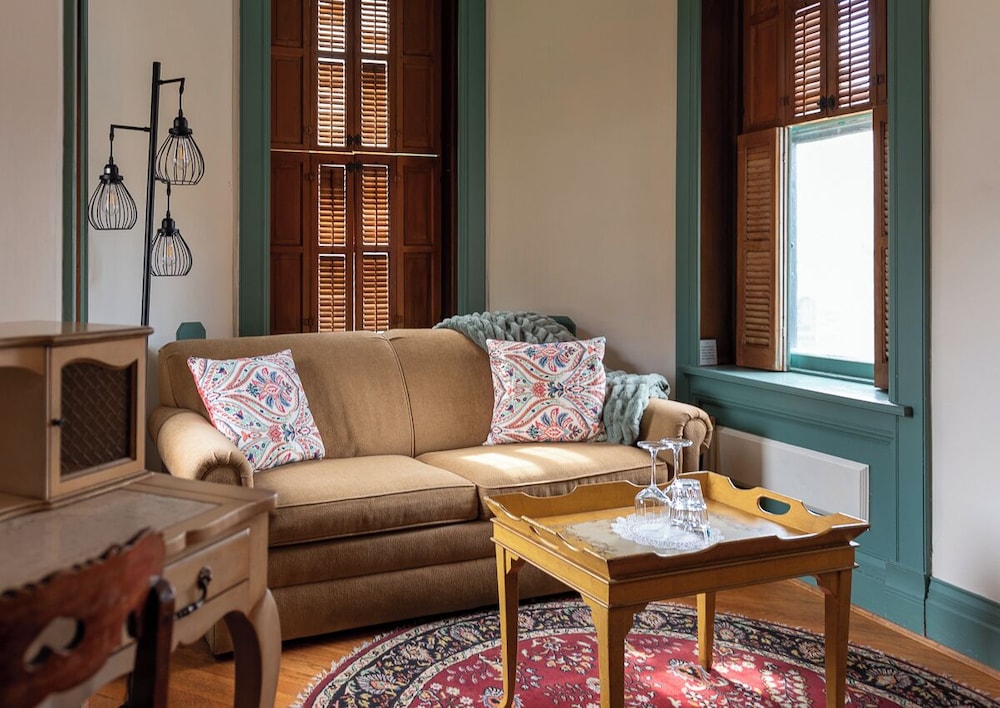 William Henry Miller Inn - photo 17