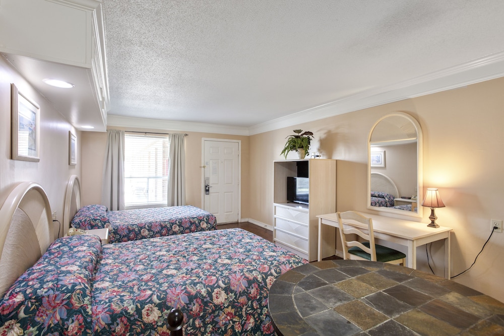 Edgewater Inn Biloxi Beach - photo 17