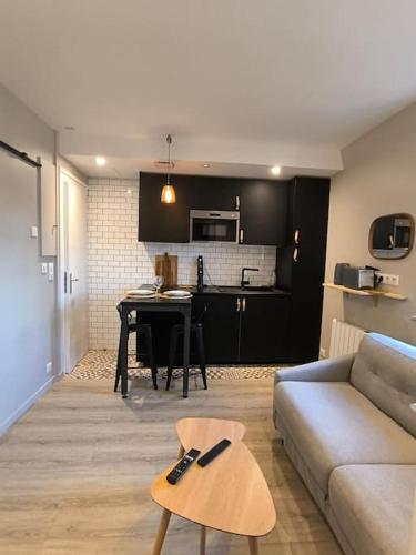 2 Pieces Perle Sur la Place Morny Refait a Neuf in Deauville, France