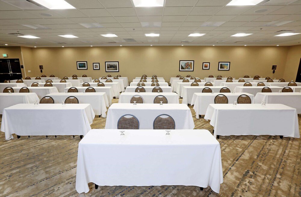 Homewood Suites by Hilton West Fargo Sanford Medical Center - photo 31