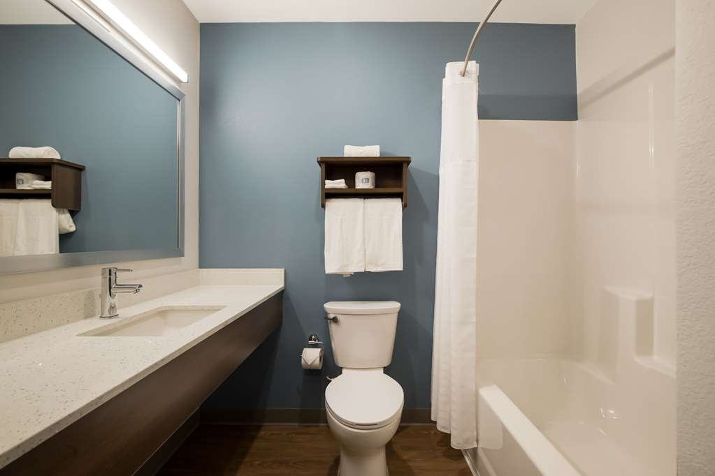 WoodSpring Suites Moreno Valley - photo 18