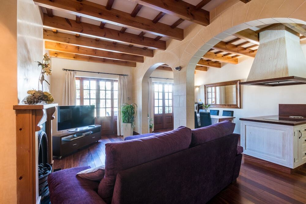 Casa Joselito with Pooltable — 4-Star Luxury Hotel in Sant Lluis, Spain