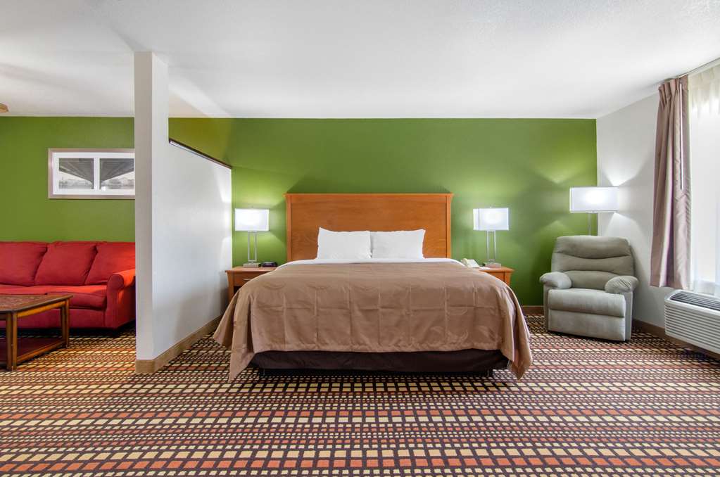 Quality Inn Kearney Liberty - photo 22